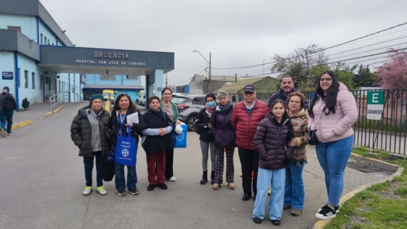 Usuarios del Hospital San José de Coronel fueron traslados a La Araucanía para recibir medicina Mapuche  